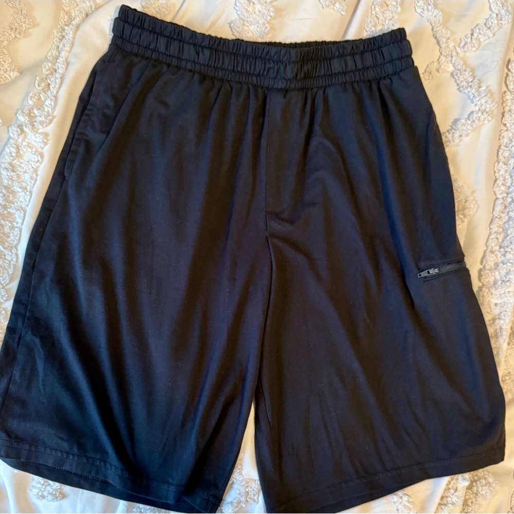 Kids Black Athletic Works Shorts with zip pocket XXL -18